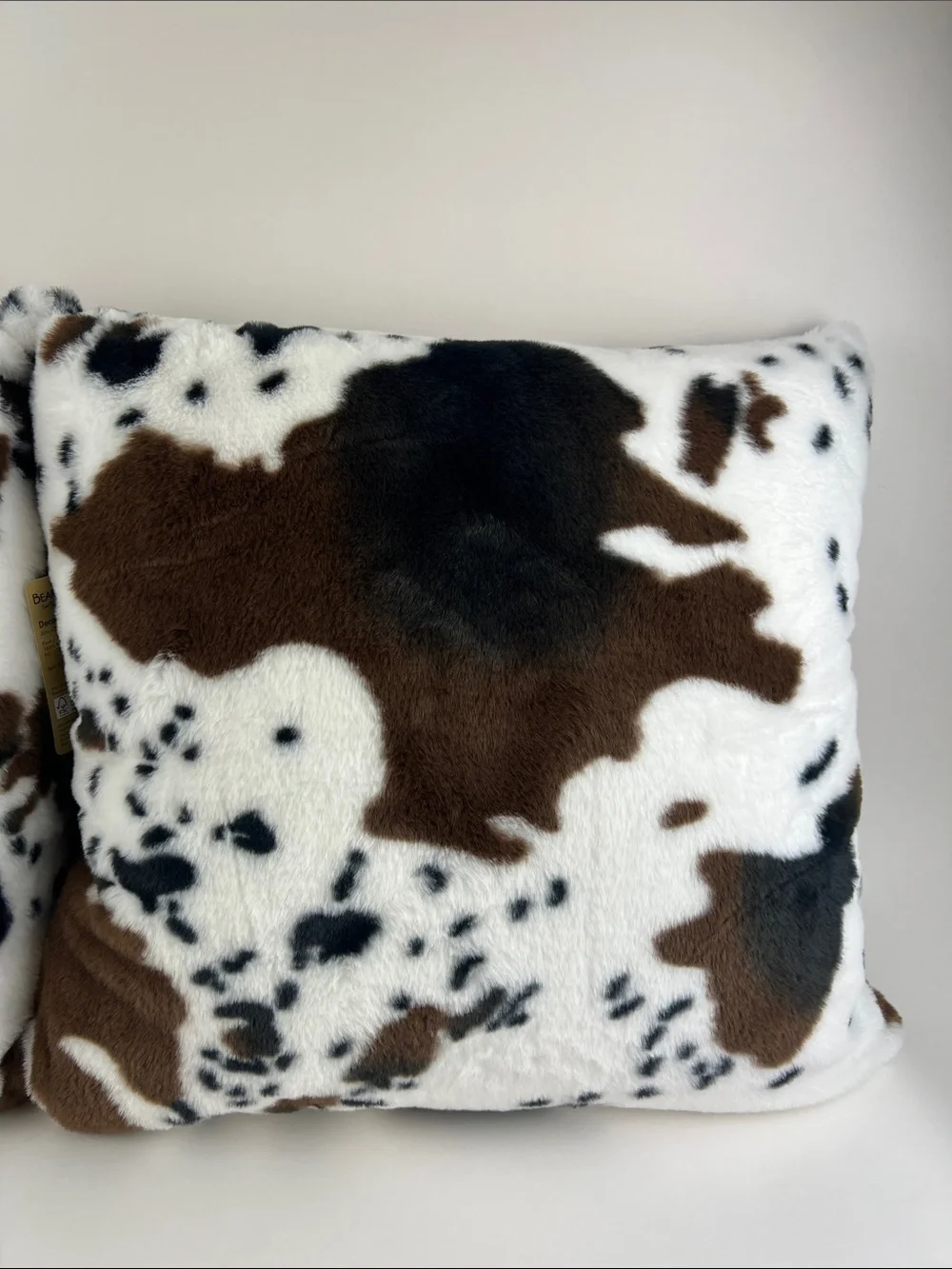 Bearpaw Cow Print Faux Fur Throw Pillows Brown Black White Set of 2 NEW
